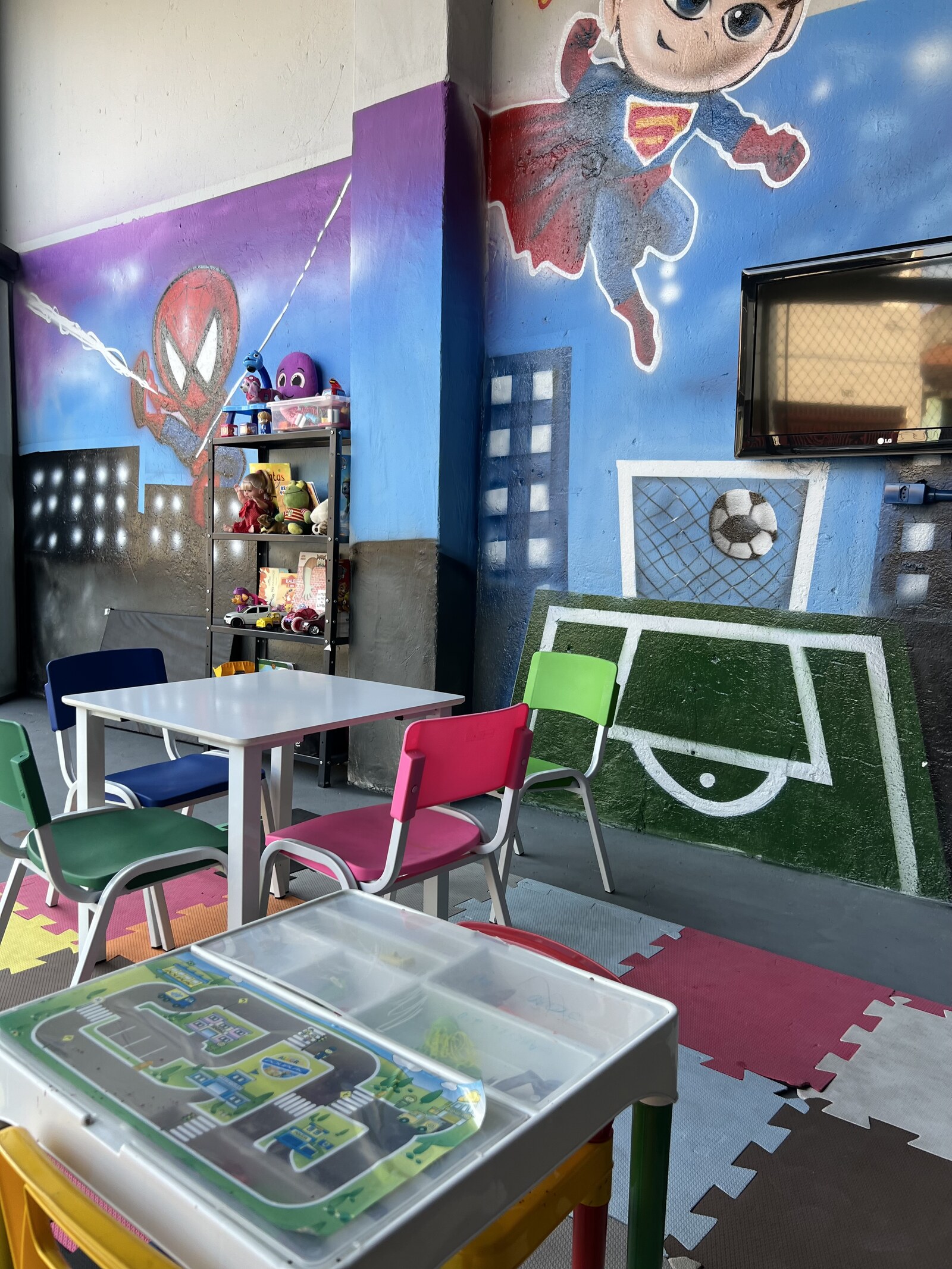Área Kids Zone Fit